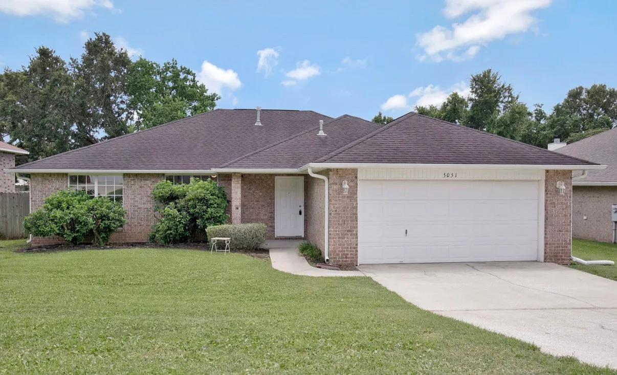 3 bed, 1969 sqft, $2,000 — Photo 1