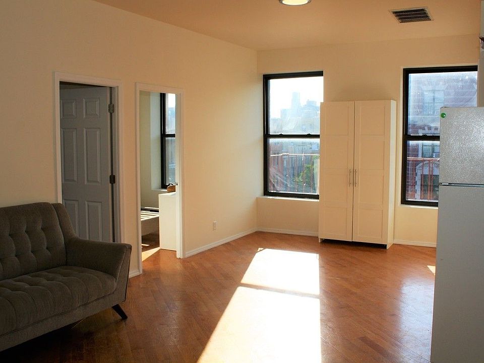 1st image of 302 Pleasant Ave #7C
