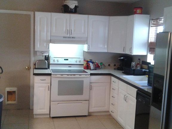 3rd image of 740 NW 1st Ave