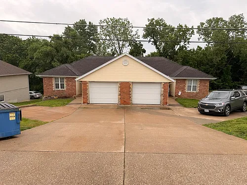2509 Southridge Dr #D Photo 1