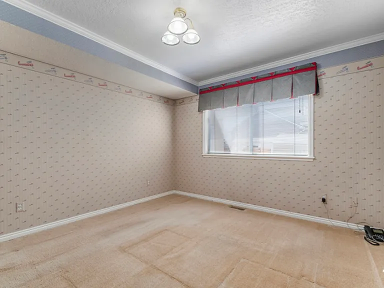 Main level bedroom