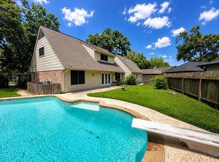 14811 Mystic Bend Dr, Cypress, TX 77429