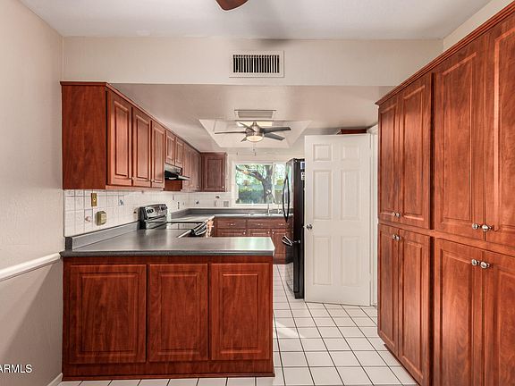 2nd image of 2113 W BENTRUP Street
