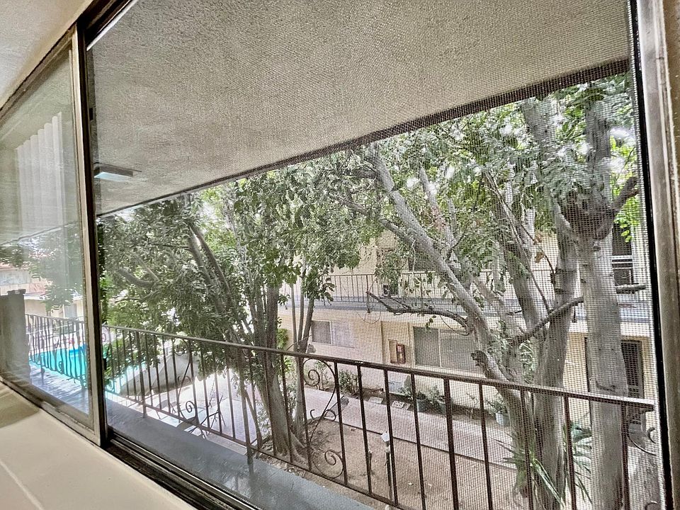 1st image of 1516 Rock Glen Ave APT 216