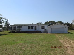 1008 Goslin Pond Rd, Summerton, SC 29148