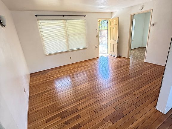 3rd image of 1040 Palm Ave APT 1