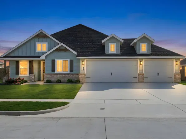 4203 Kristoff Ln, Sanger, TX 76266