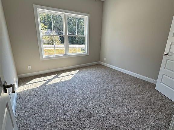 4th image of 7175 King Rd