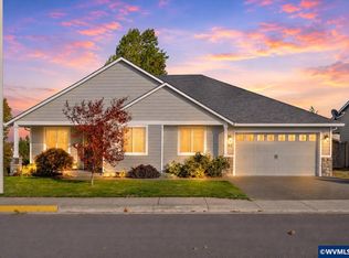 365 Sunset Ln N, Monmouth, OR 97361