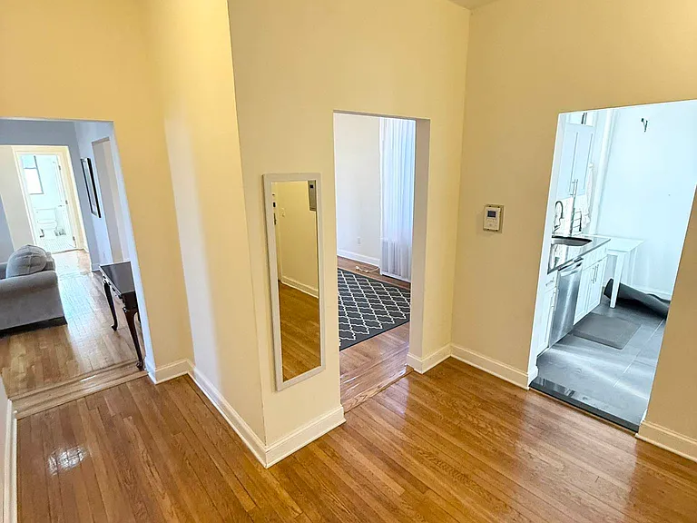115-25 Metropolitan Ave #61 — Photo 5
