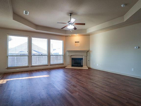 4th image of 6805 San Fernando Dr