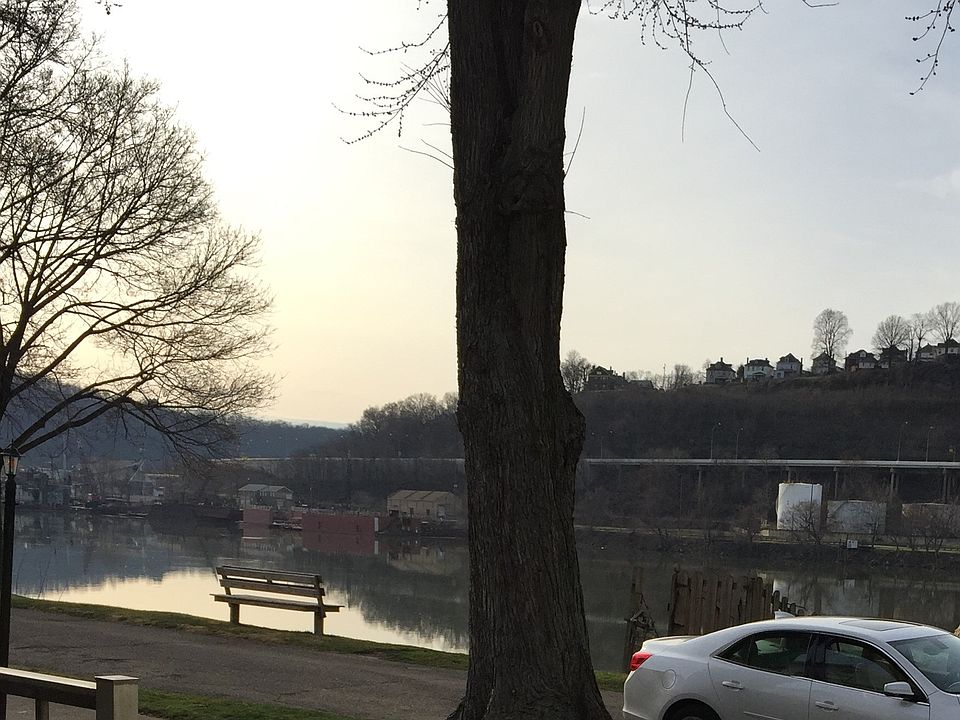 2nd image of 546 River St