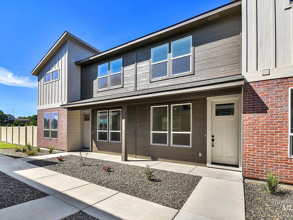 1st image of 2905 Abajo Ln