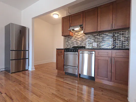 Rented by Compass | media 9