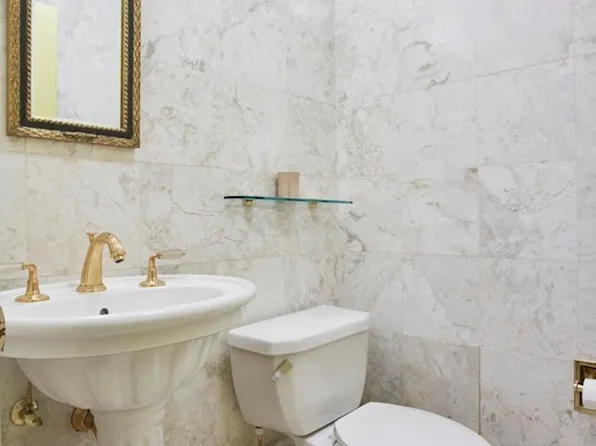 465 Park Avenue image 4 of 8