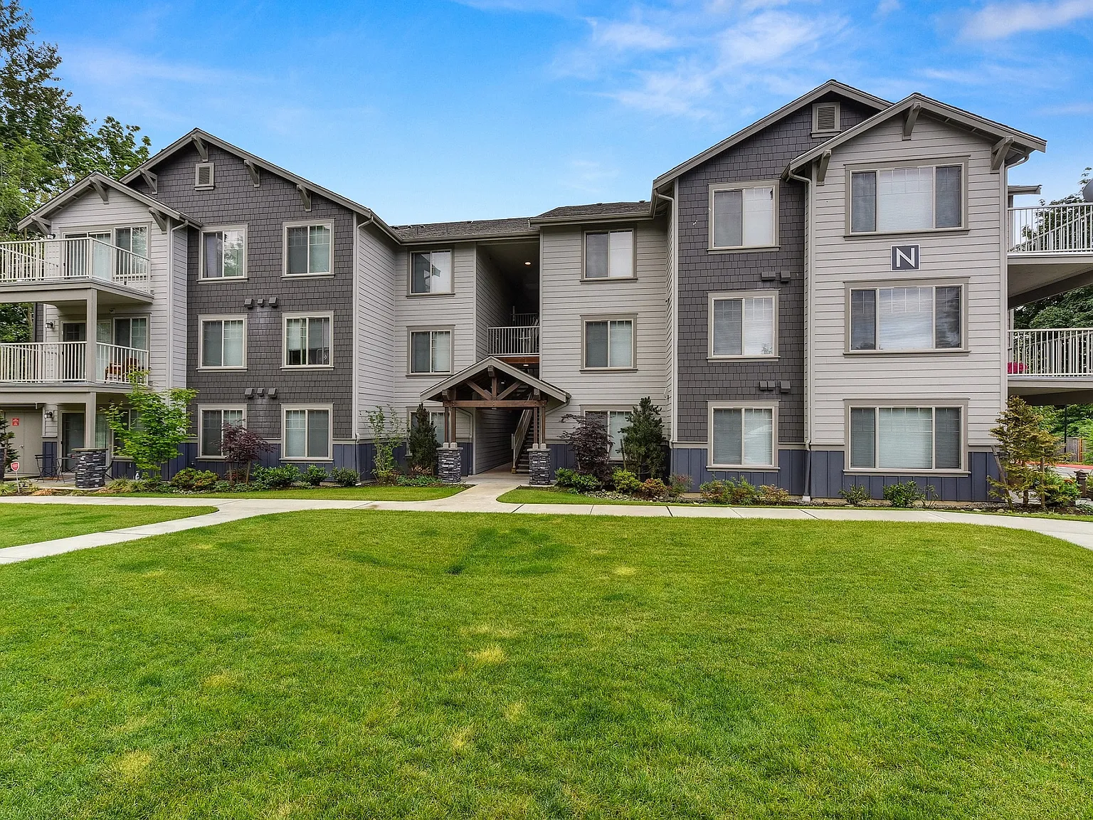 Avaya Trails Apartments — Photo 3