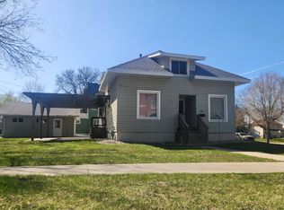 304 2nd Ave SE, Pipestone, MN 56164