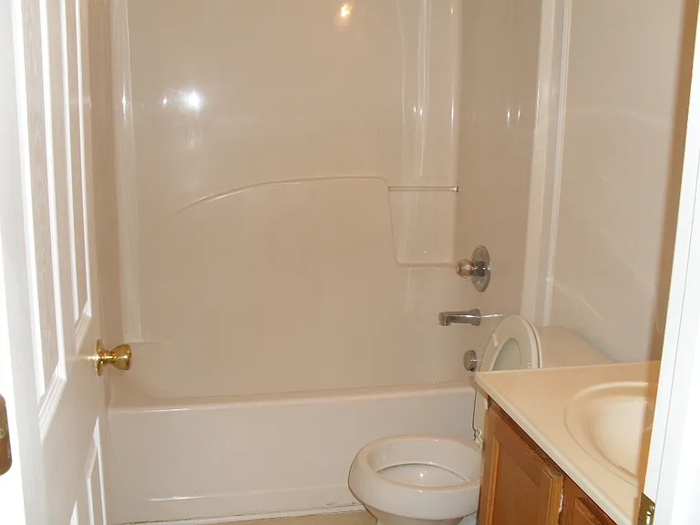 655 Kenridge Dr — Photo 32