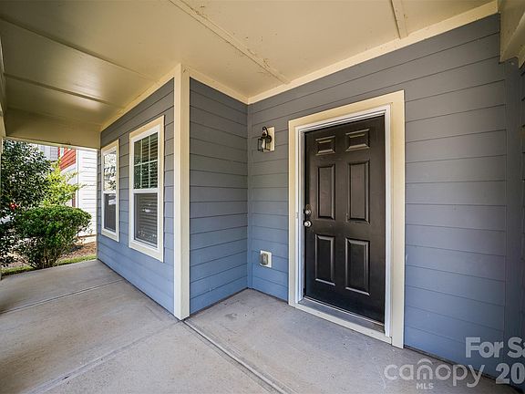 4th image of 2166 Bluebell Way