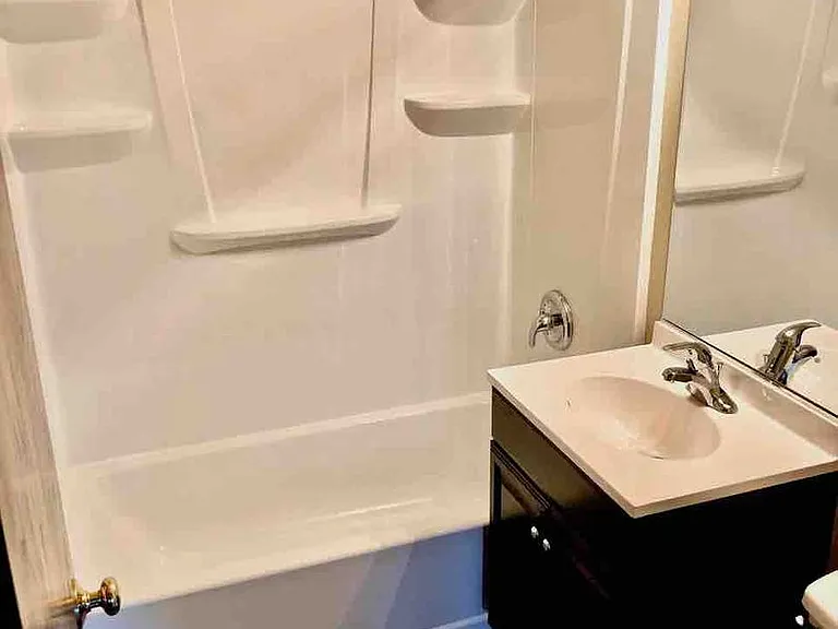 629 S York Rd — Photo 6