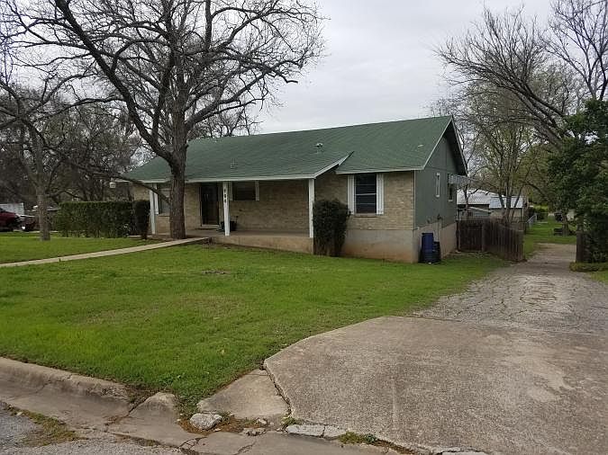 1st image of 904 Timberwood Dr