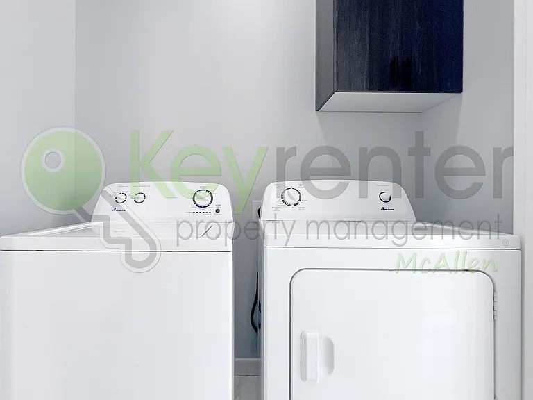 907 N Woodson Ave #2 — Photo 13