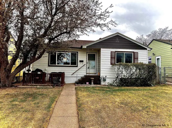2909 E 10th St, Cheyenne, WY 82001