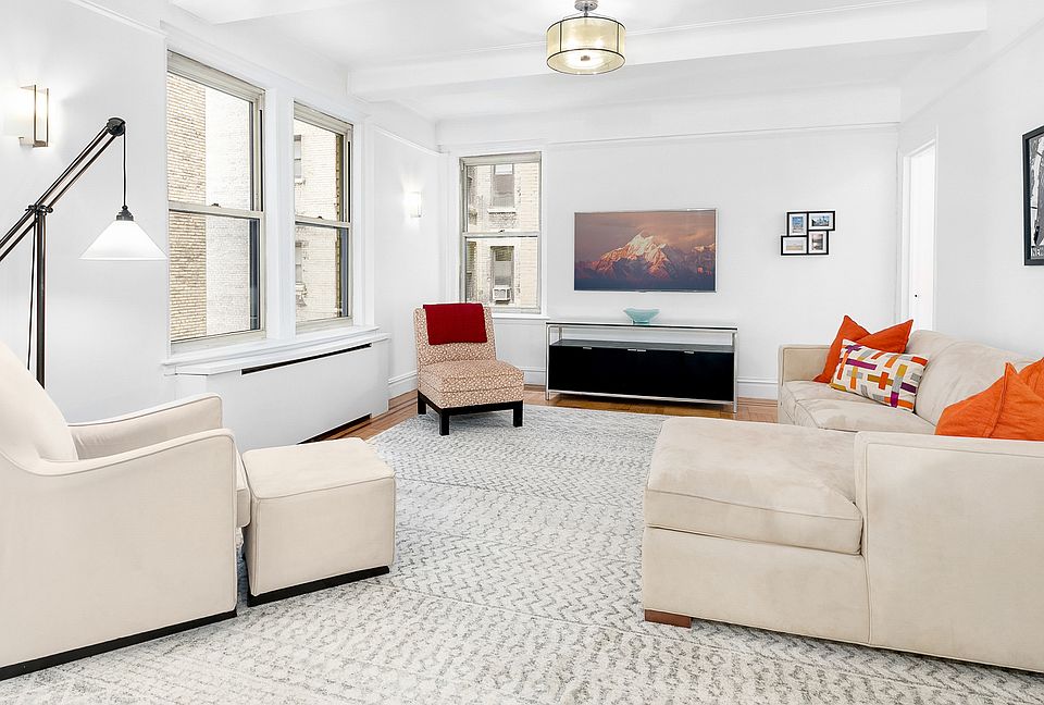 1st image of 310 W 72nd St #9E