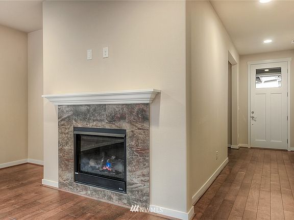 5th image of 8890 Wildrye Lane SE #09