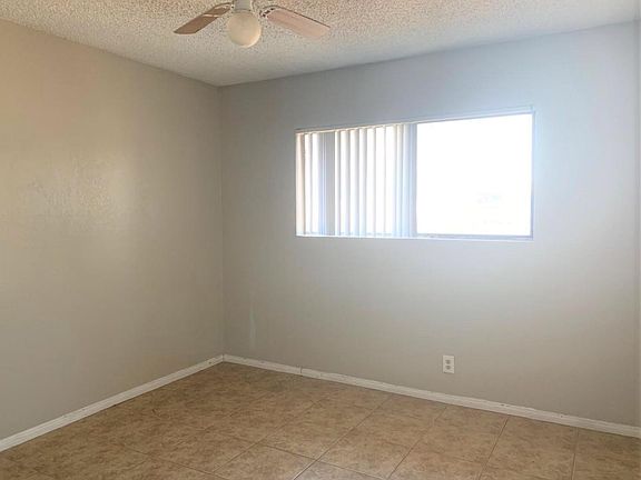5th image of 600 E 5th St APT 7
