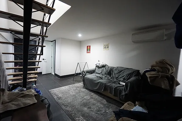 Rented by Rennit Inc. | media 9