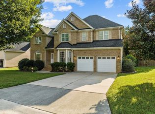 4 Ballard Ct, Durham, NC 27712