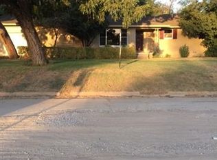 2716 Rosebud Ln, Richland Hills, TX 76118