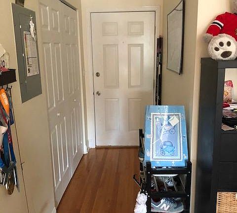 2nd image of 1711 W Jarvis Ave APT 304