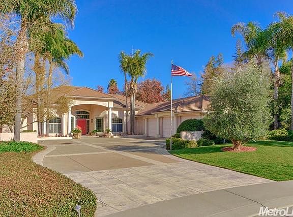 2nd image of 934 Jordan Cir