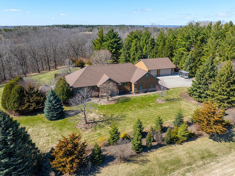 1st image of 30915 Hay Creek Hills Dr