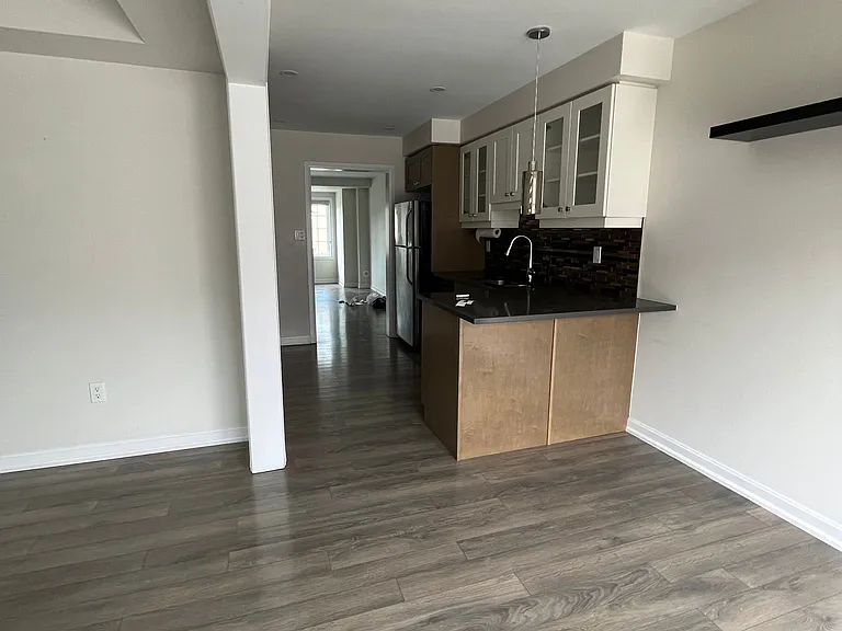 206 Ellen Davidson Dr — Photo 5