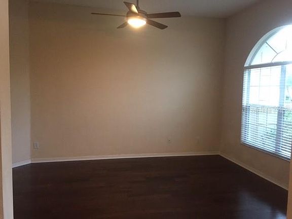 4th image of 4912 Oakway Dr