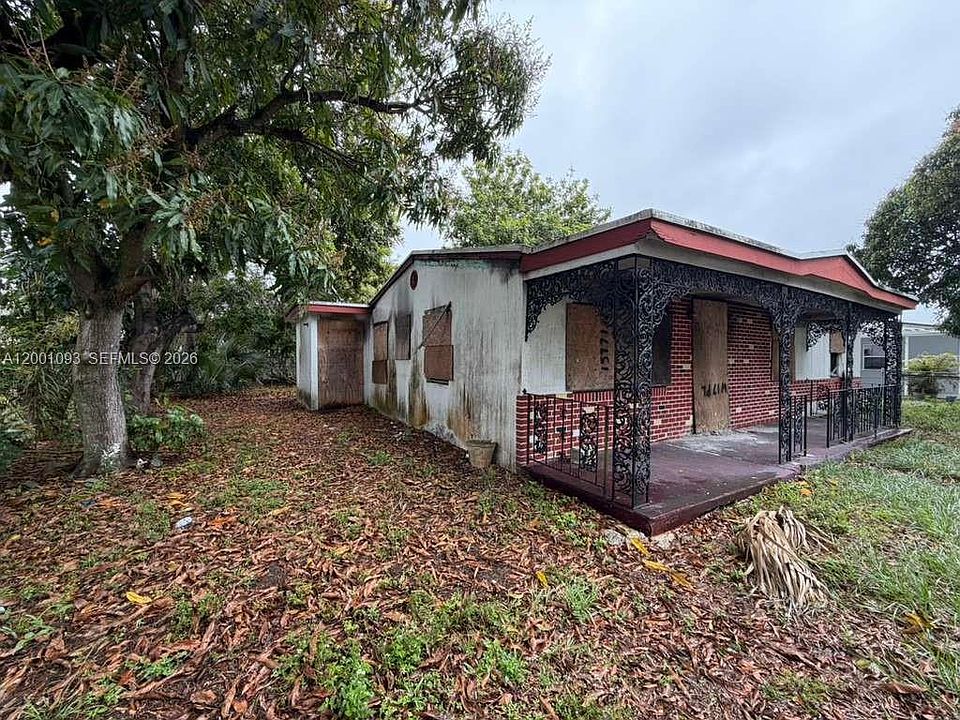 2nd image of 15771 NW 17th Pl