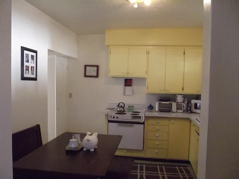 2500 W Irene St — Photo 5