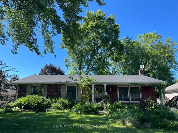 34 Benson Cres, London, ON N5X 2B2