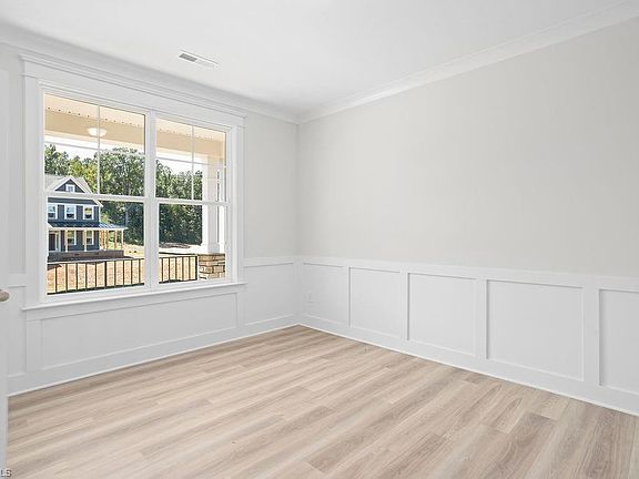 5th image of 7776 Michaelis St