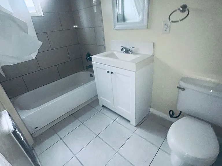 6717 Satsuma Ave — Photo 7