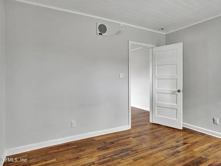 315 15th Ave N #1 — Photo 7