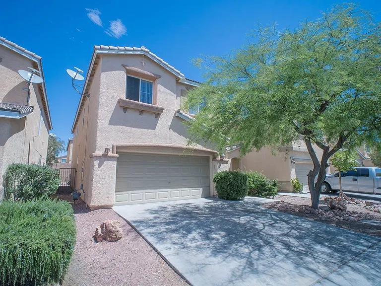 9050 Toast Ave — Photo 5