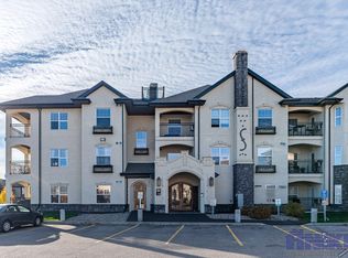 415 Hunter Rd, Saskatoon, SK S7T0J8