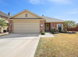 2404 Belmont Park Dr, Denton, TX 76210