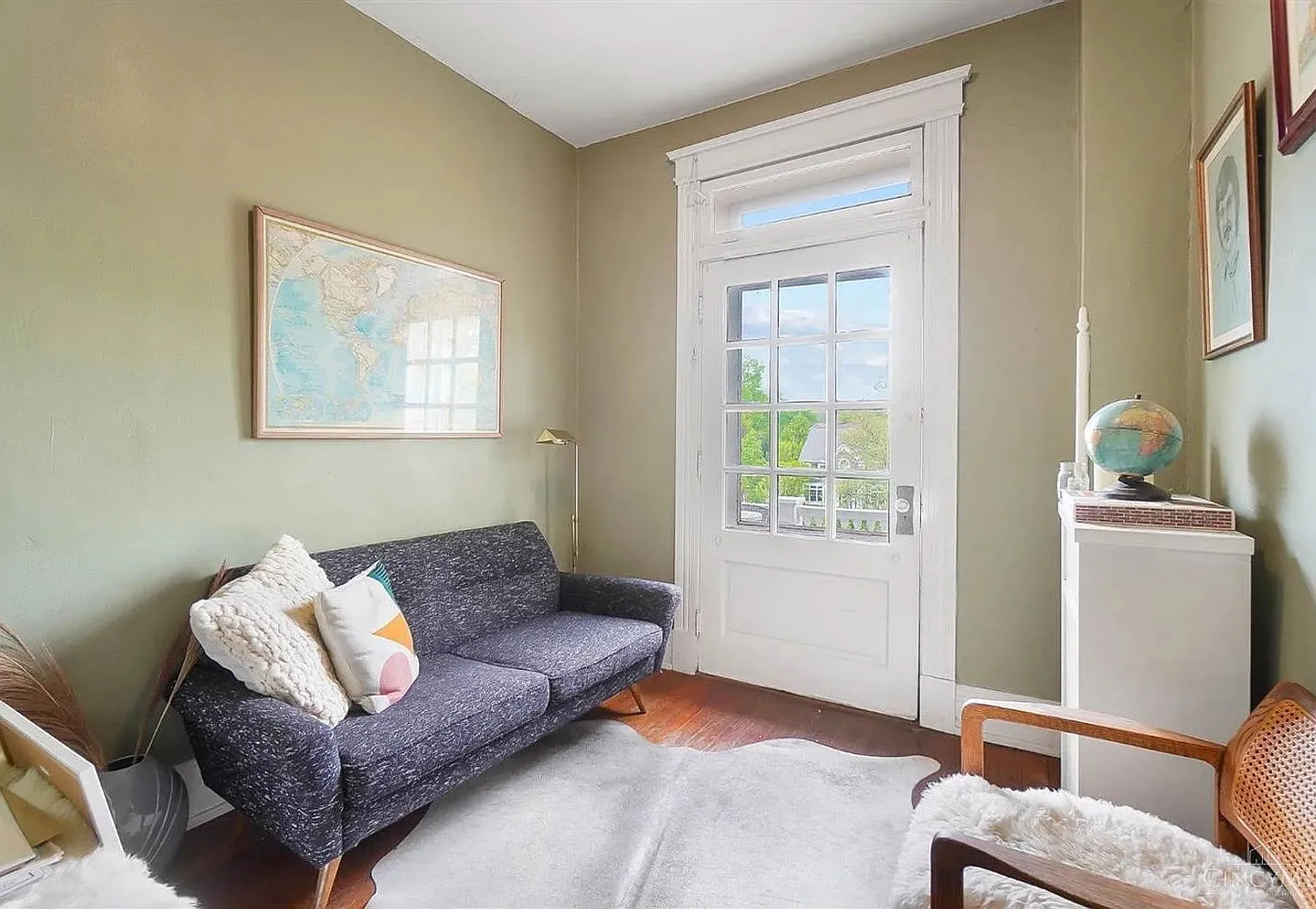 2 bed, 1.0 bath, $1,750 — Photo 4