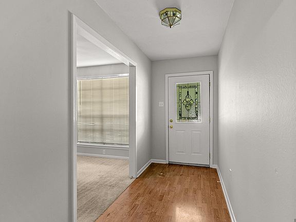4th image of 684 Wylie Dr