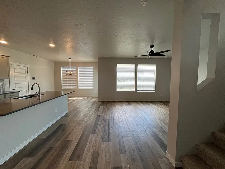 1209 W Davenport St — Photo 5